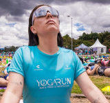 Bogotá vivió la segunda jornada de la clase de yoga más grande del país